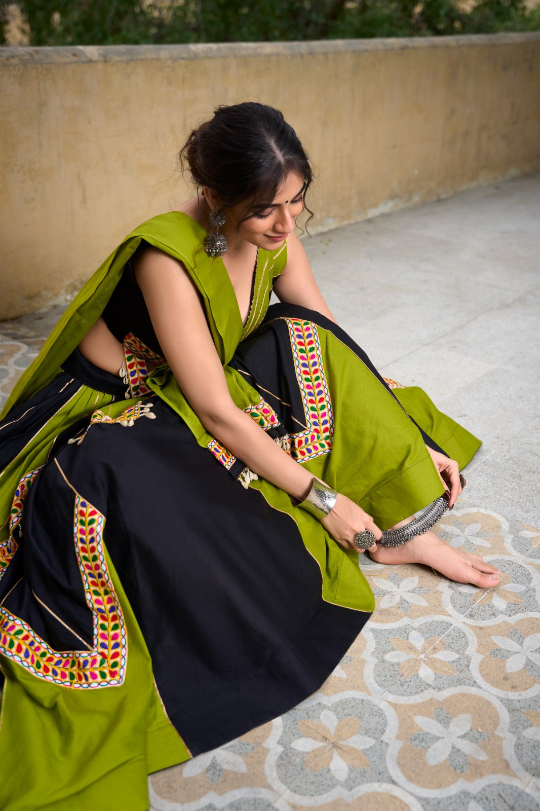 Complete Gamthi Work Chaniya Choli Set with Purse for Navratri | Cotton Garba Outfit in Canada