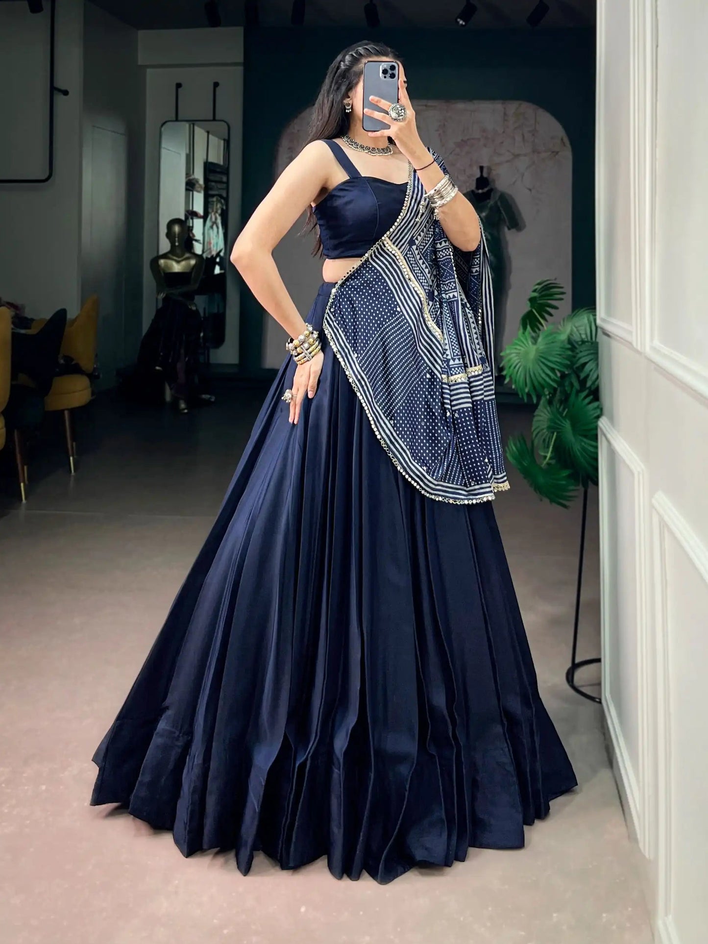 Moonga Silk Chaniya Choli | 8-Meter Navratri Garba Lehenga Choli – Kitchener, Waterloo, Hamilton, Toronto & Canada