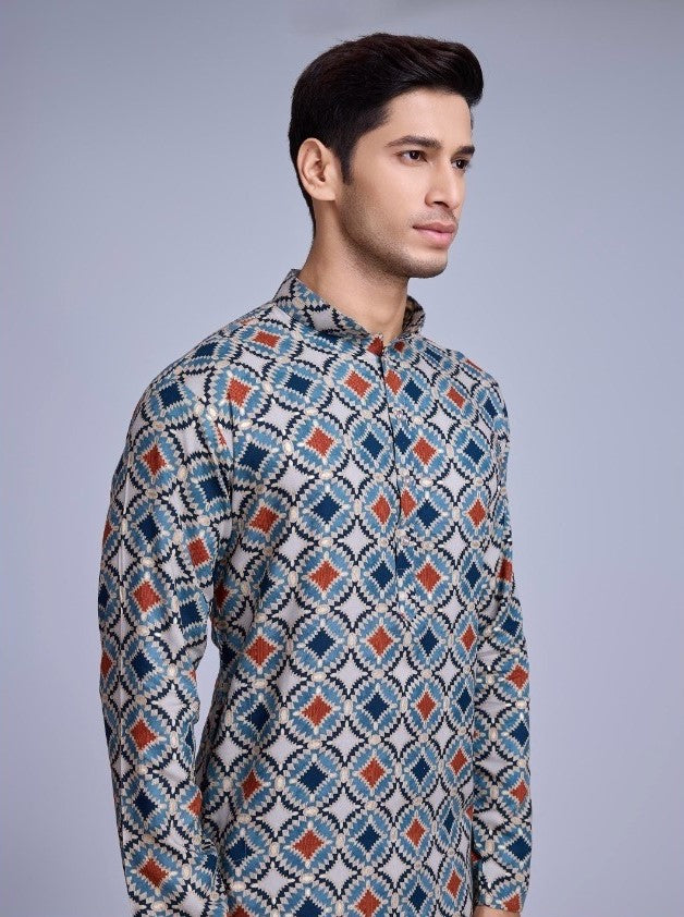 Hatke Multicolor Men Kurta in Cotton