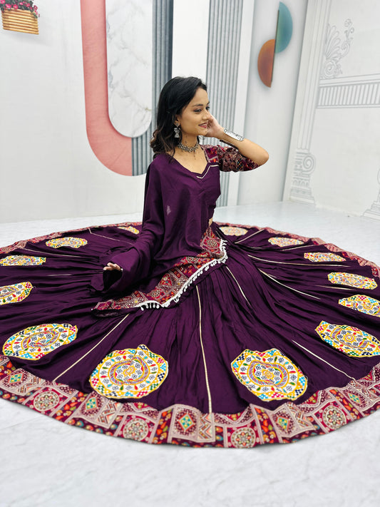 Head-to-Toe Gamathi Work Cotton chaniya Choli for Navratri canada | Ready-to-Wear | Pashchim Kitchener