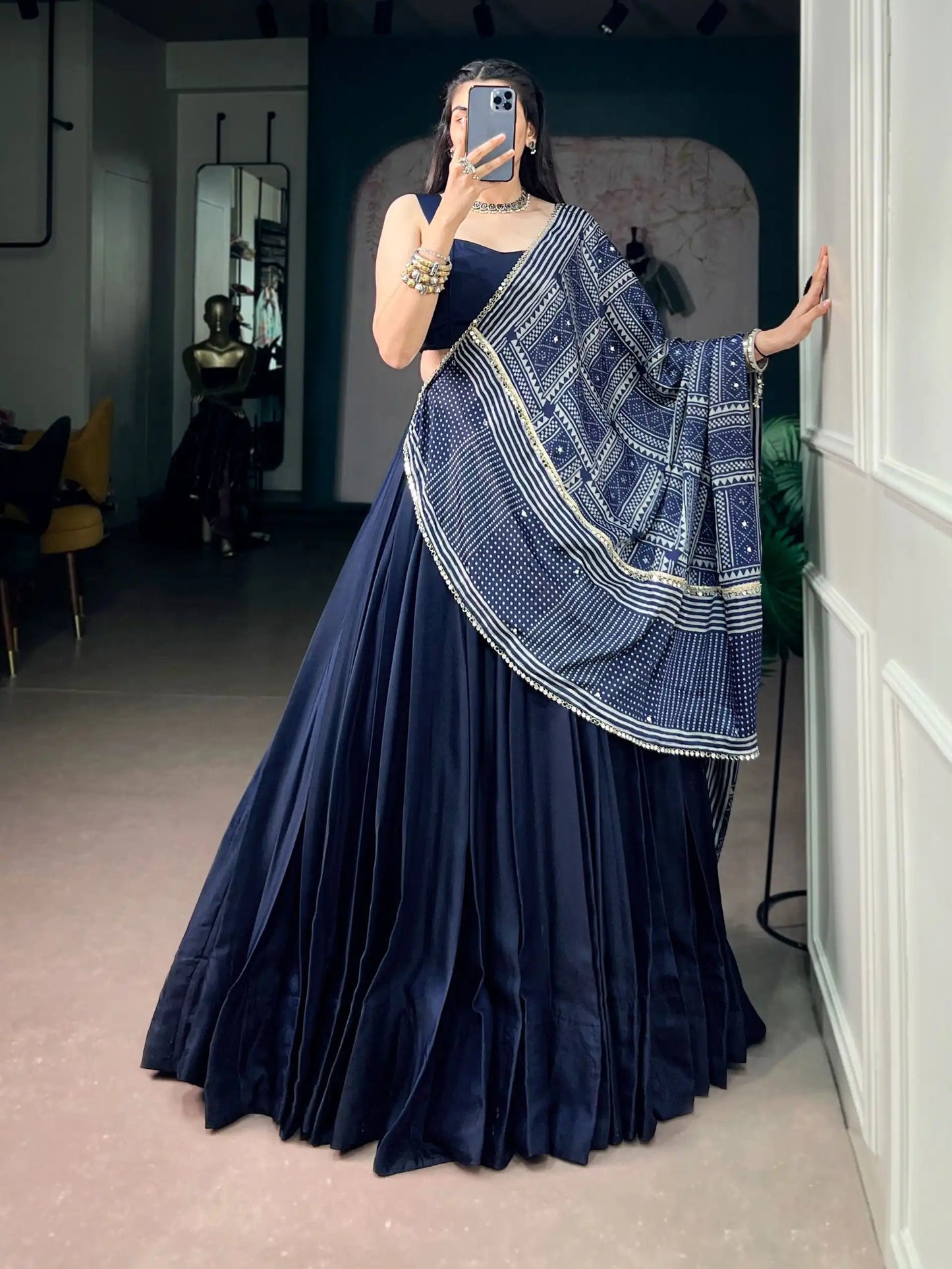 Moonga Silk Chaniya Choli | 8-Meter Navratri Garba Lehenga Choli – Kitchener, Waterloo, Hamilton, Toronto & Canada
